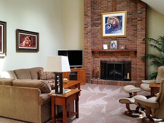5th image of 6660 Beechwood Dr