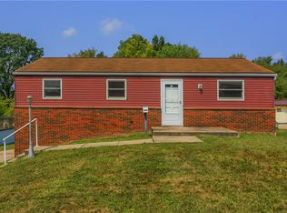505 3rd St, Oakdale, PA 15071