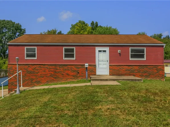 505 3rd St, Oakdale, PA 15071