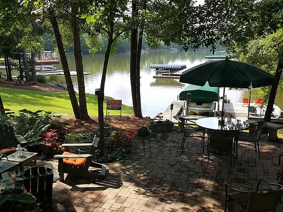 2nd image of 1311 White Oak Dr #41