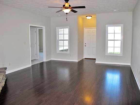 Sample photo of The Hydrangea living room