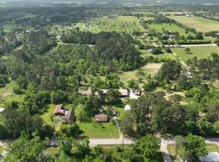 435 Indian Shores Rd, Crosby, TX 77532