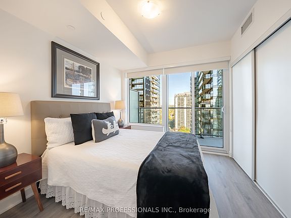 5th image of 99 Broadway Ave #2103