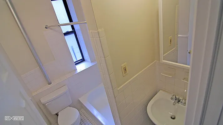 Rented by Citi Habitats | media 3