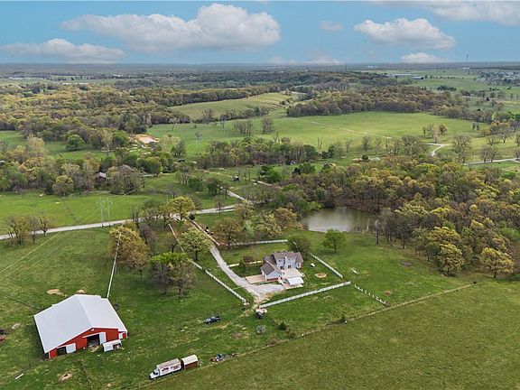 4th image of 20703 Safari Rd
