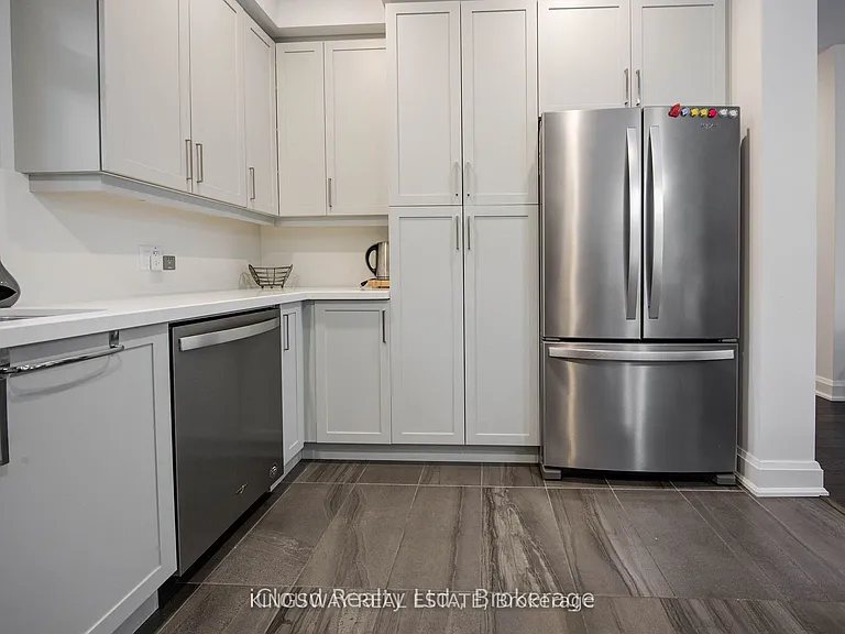 33 Jarvis St — Photo 23