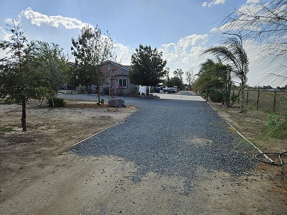 4th image of 2835 N School Street