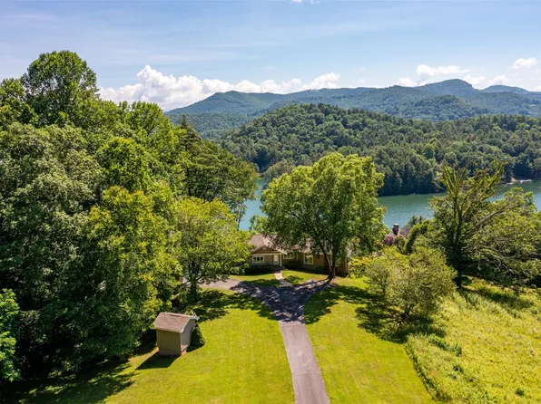 360 Old Farm Road, Cullowhee, NC 28723