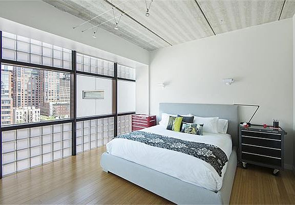 3rd image of 520 W 27th St Ste 803
