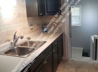 994 Josephine Ave, Windsor, ON N9B 2L5