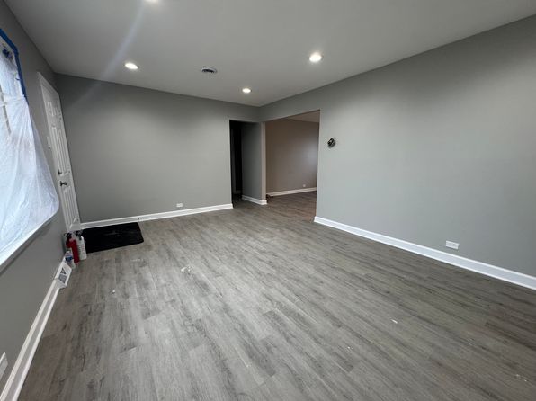 (undisclosed Address), Burbank, IL 60459