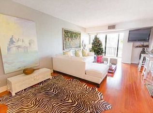 77 Crandon Blvd APT 3B, Key Biscayne, FL 33149