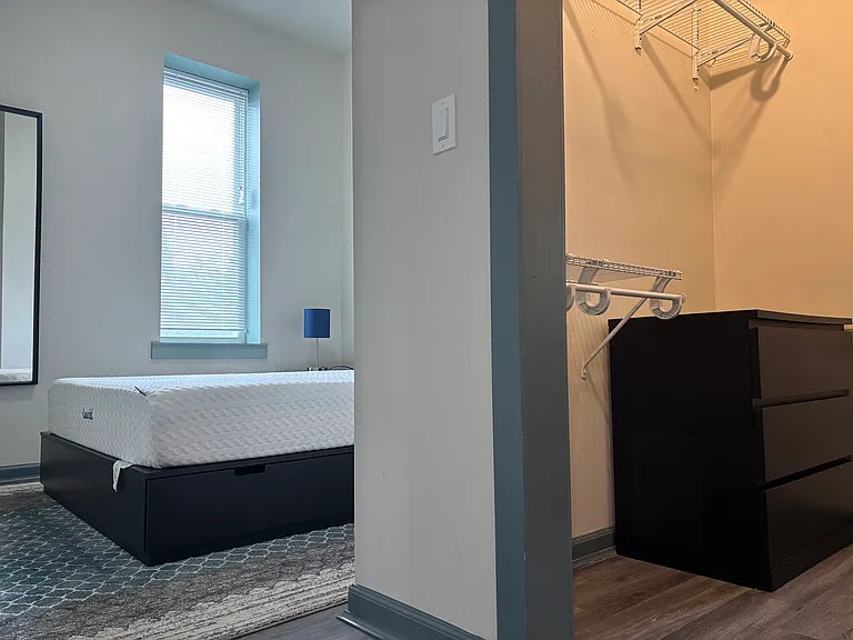 44 E Utica St #1D — Photo 9