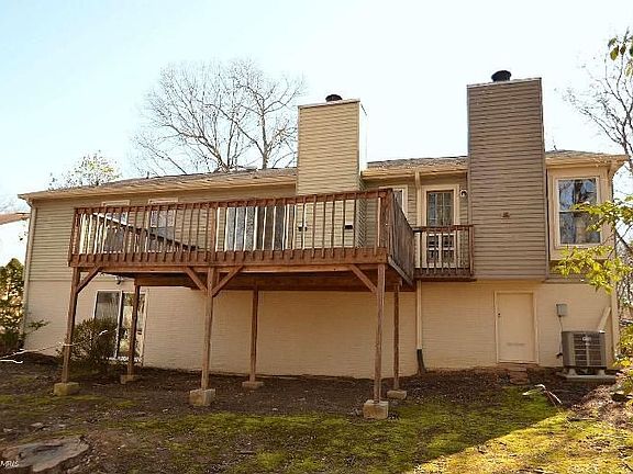 2nd image of 1022 Mastline Dr