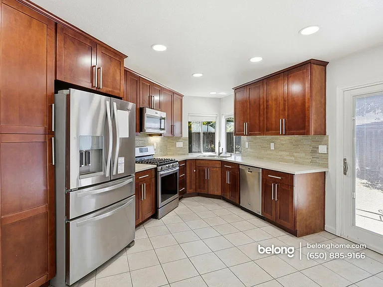 42983 Charleston Way — Photo 13