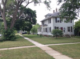 345 W 7th St, Perrysburg, OH