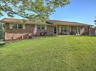 117 Ovalwood Dr, Gray, TN 37615