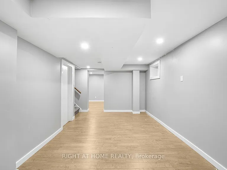 1361 Brands Ct — Photo 34