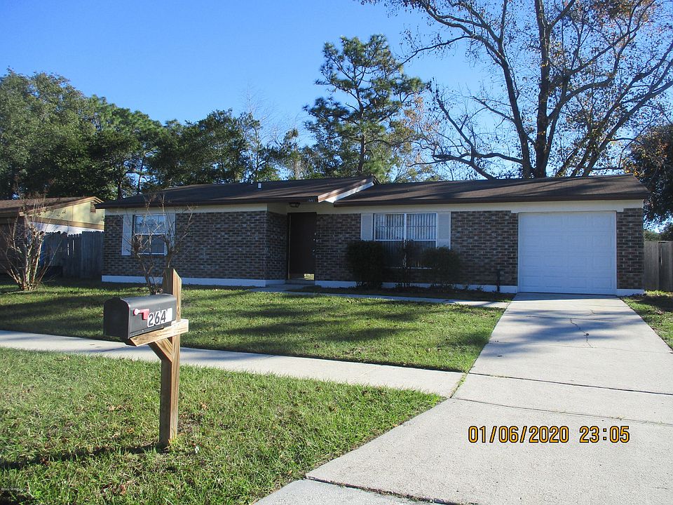 1st image of 2641 Debbie Ct