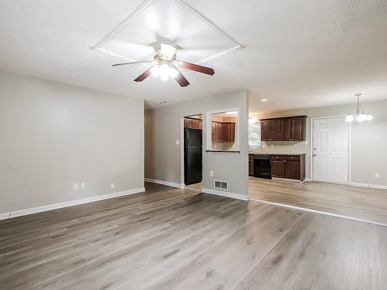 1695 Lawrenceville Suwanee Rd — Photo 6