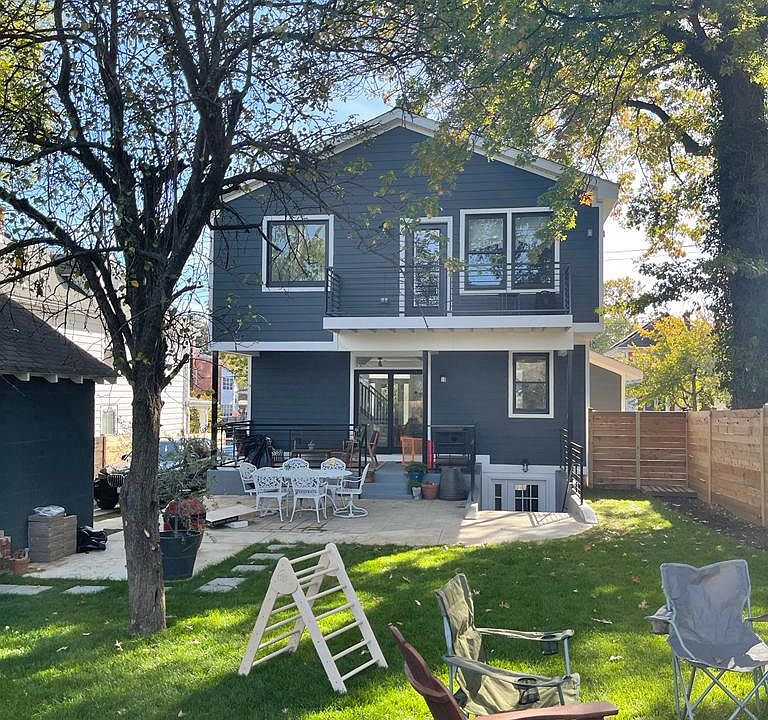 2nd image of 1614 Monroe St NE