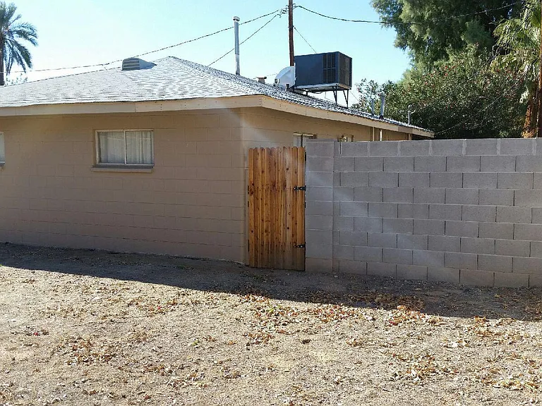 2138 E Turney Ave #D — Photo 19