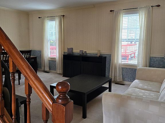 5th image of 18712 Pikeview Dr