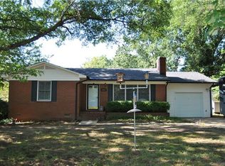 102 General Stonewall Jackson Dr, Stanley, NC 28164