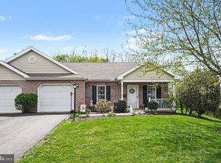 9 Creek Bank Dr, Mechanicsburg, PA 17050