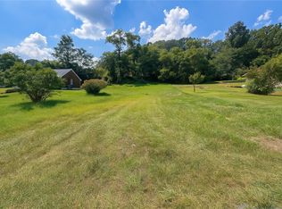 3323 Jacks Run Rd, White Oak, PA 15131