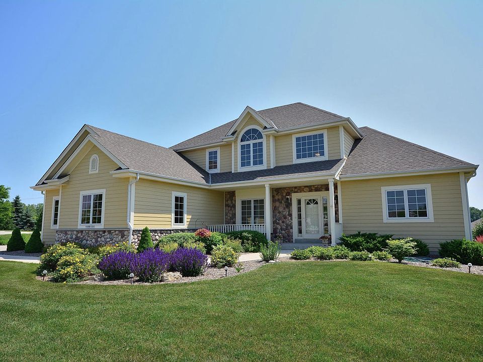 1st image of N100W17291 Tanglewood Dr