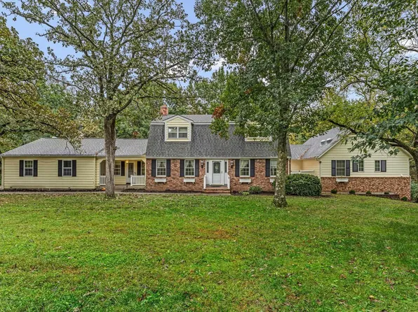 9028 SW 89th St, Auburn, KS 66402