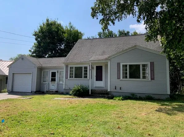 7 Stobie Street, Winslow, ME 04901