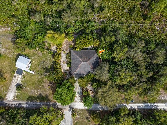 3rd image of 6350 Cedelia Rd