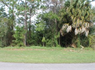 565 SW Hamburg Ter, Pt Saint Lucie, FL 34953