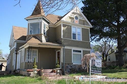 2nd image of 1132 21st St