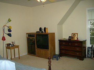 4th image of 2408 Sunset Hills Ct
