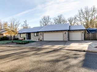 2357 32nd St, Springfield, OR 97477