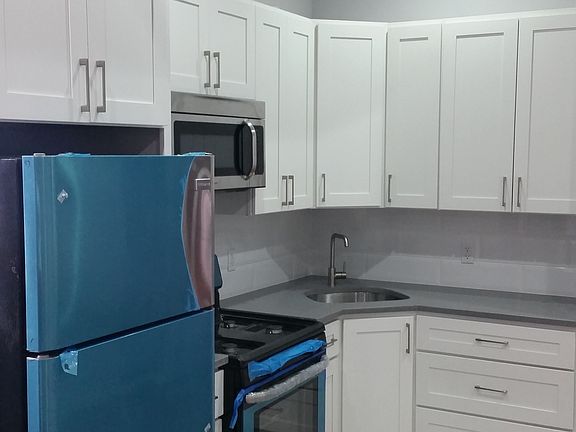 4th image of 1102 Bedford Ave APT 2