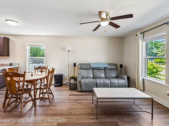 4th image of 4035 Glenburne Blvd