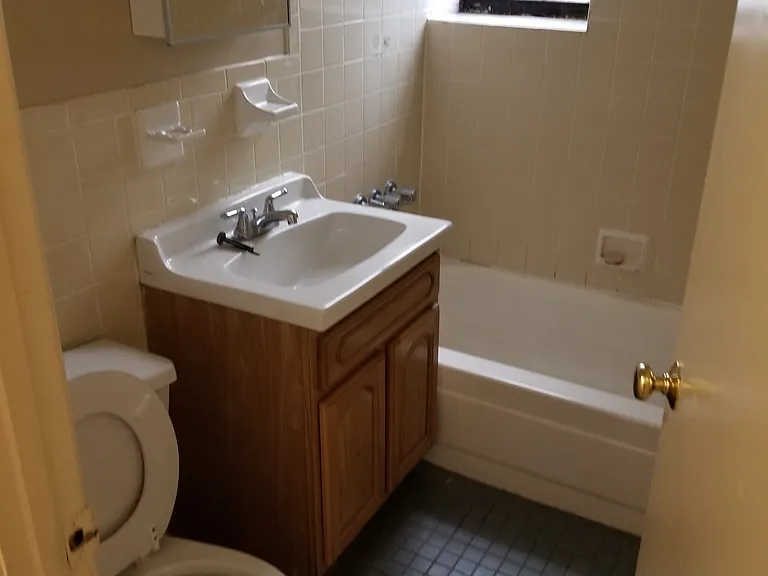 1305 Sheridan Ave #A3 — Photo 12