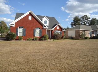 108 Lakeside Dr, Dothan, AL 36301