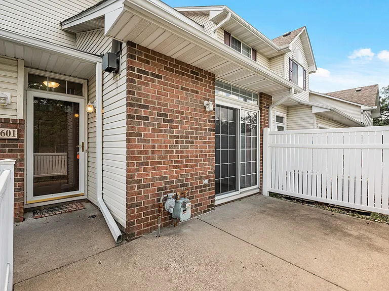 15601 Garnet Way #46 — Photo 33