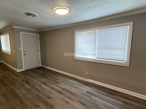 2nd image of 3903 Carrie Dr