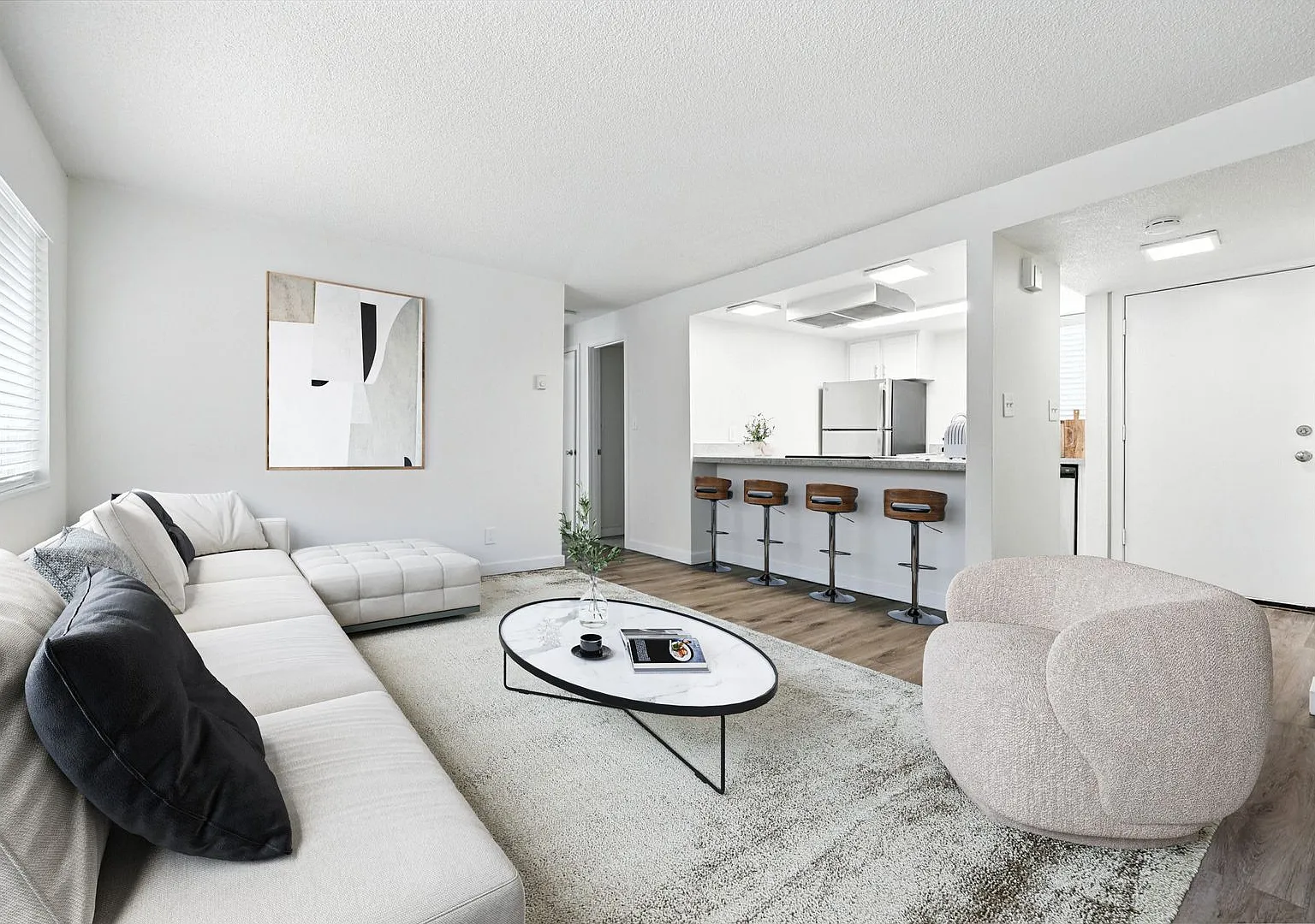 Nacelle Apartments — Photo 1