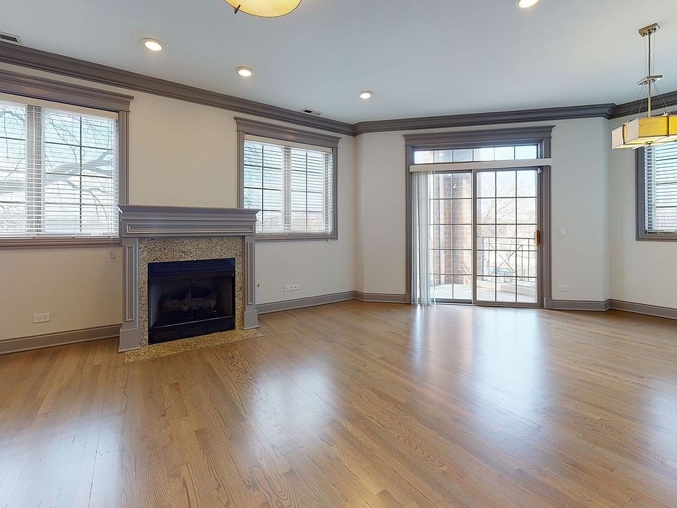 1st image of 4705 S Champlain Ave #304G