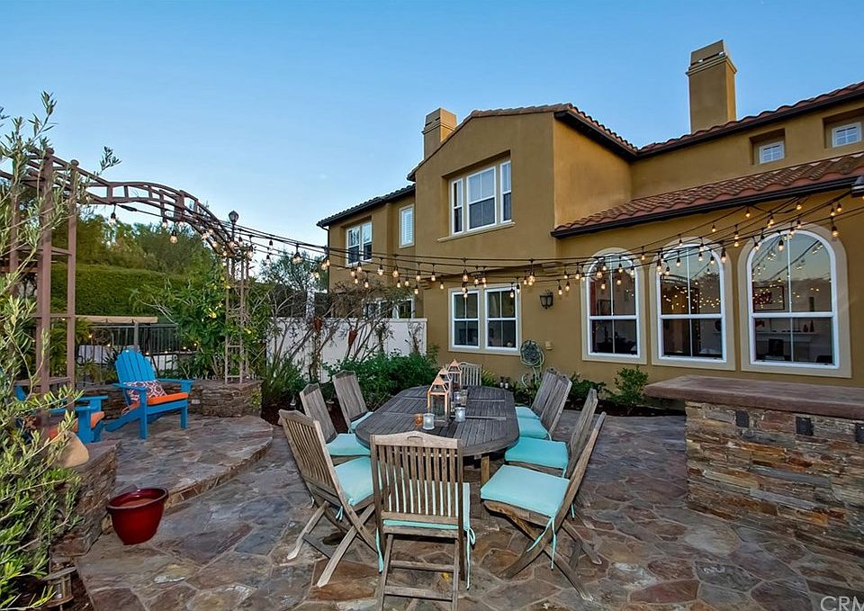 1st image of 5 Paseo Vista
