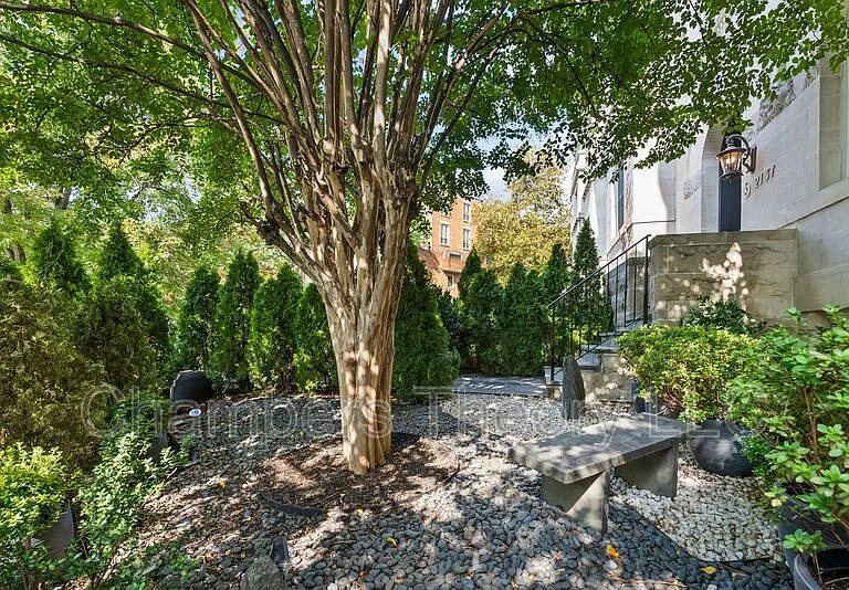 2131 South St NW — Photo 26