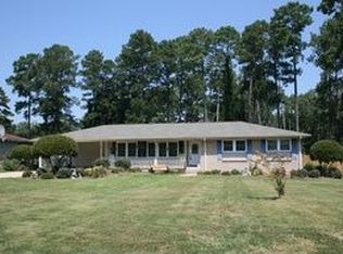 221 Brookhaven Dr, Gadsden, AL 35901