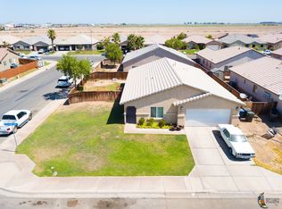 1005 Fieldbrook Ct, Imperial, CA 92251